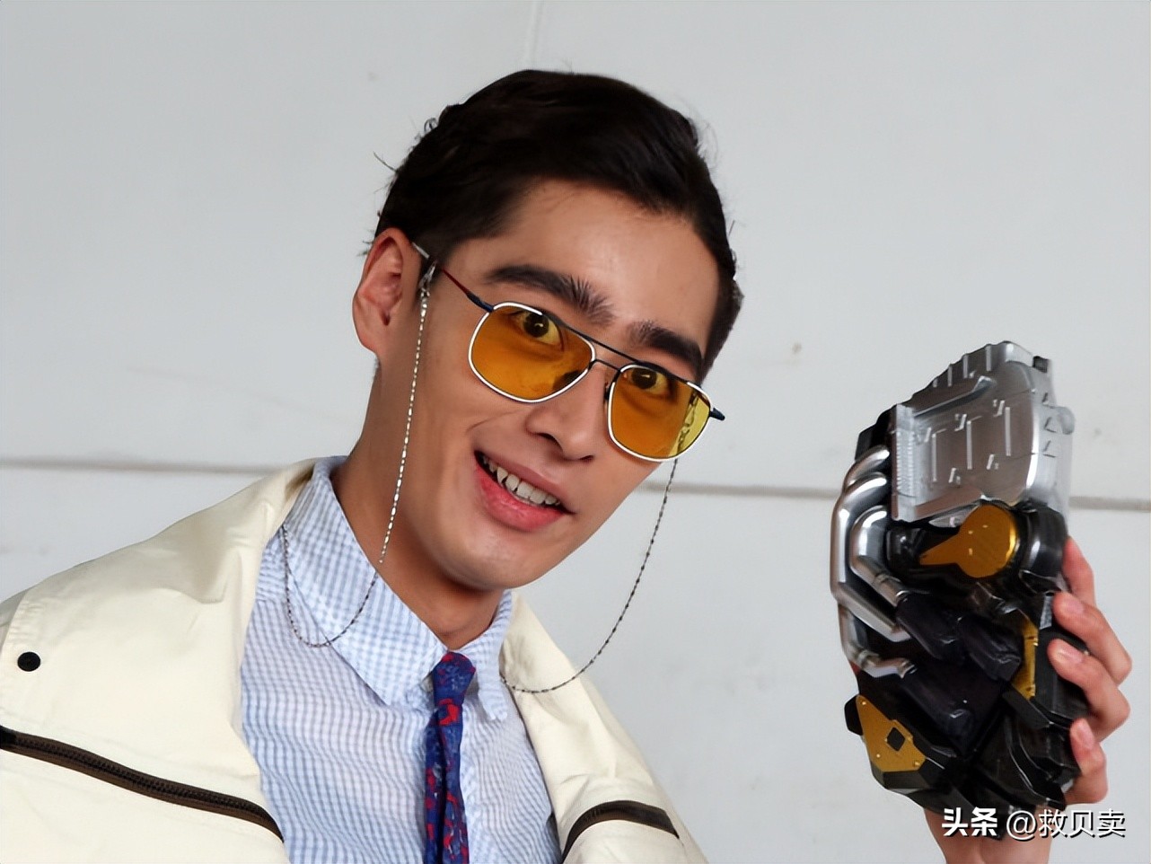 利维斯：基夫下线，新骑士Juuga变身者不是狩崎，而是奇克