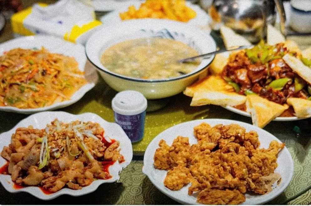 沿海哪里吃海鲜最好吃,中国第一滩海鲜美食推荐