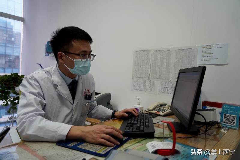 十年磨一剑砺得梅花香的出处,十年磨一剑砺得梅花香意思