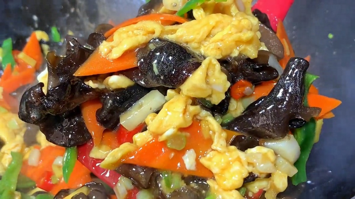 中年人吃什么碱性的菜好,女性到中年多吃哪三样带碱性的菜