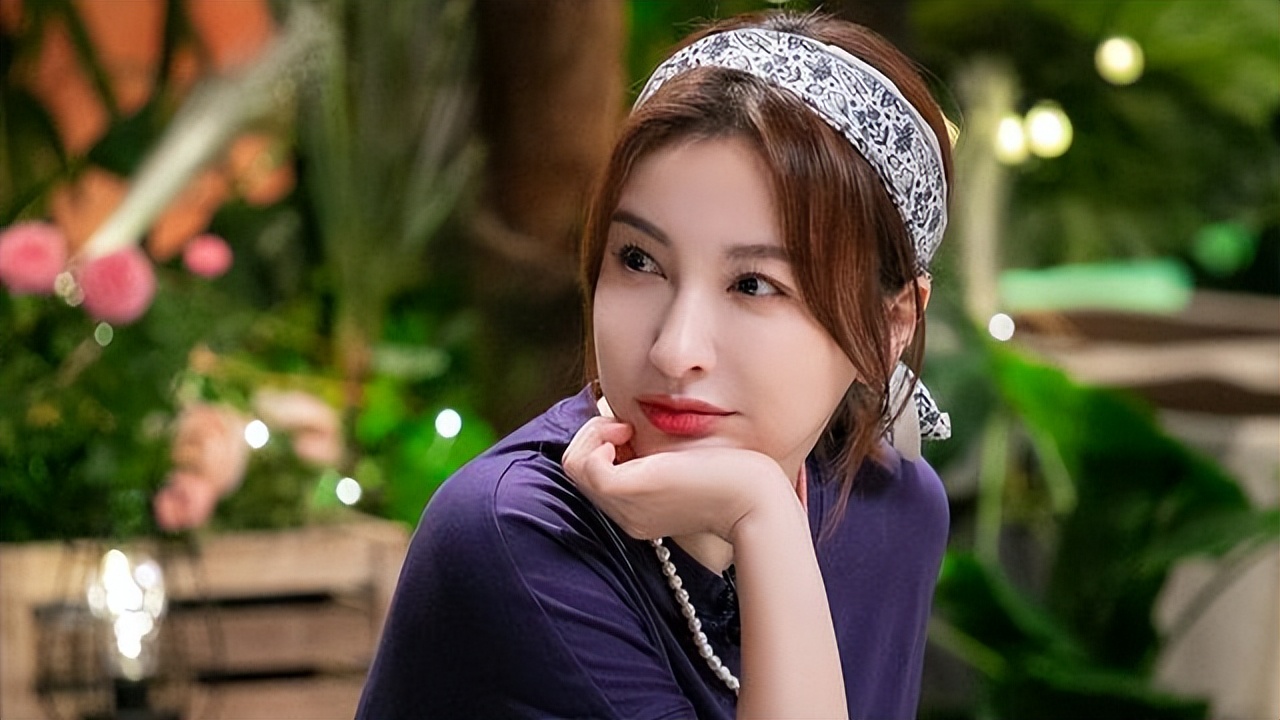 快乐家族主持人“再就业”，吴昕发展不亚于何炅，女二号也有春天