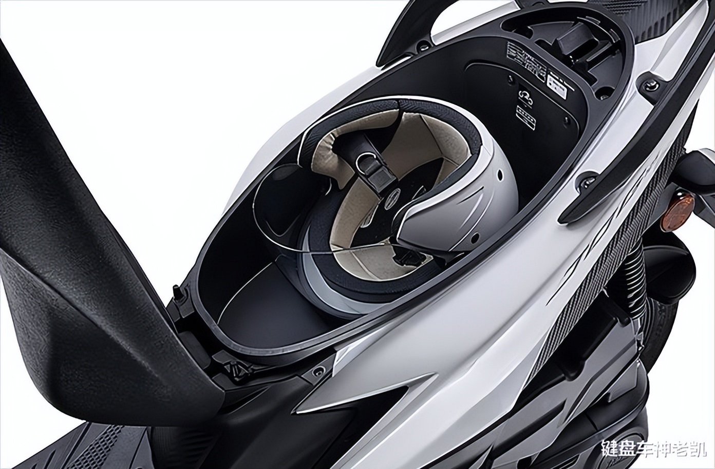 雅马哈jog125是巧格吗,雅马哈jog125摩托车