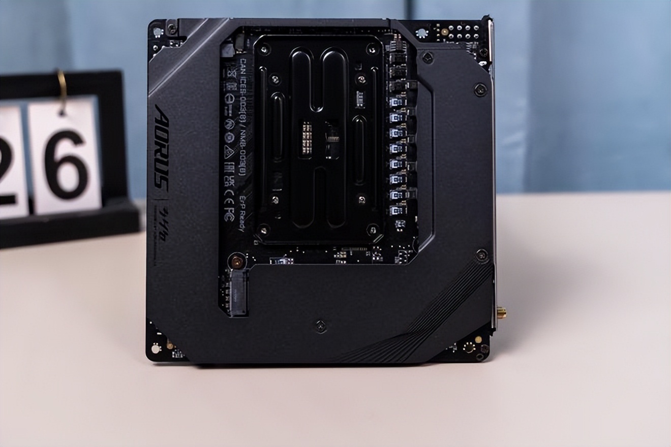 技嘉b550i主板拆解,技嘉b650iaorusultra主板图解