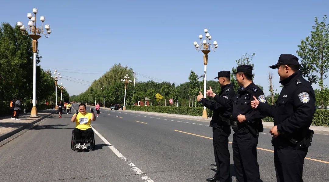 【我在岗位上】山东聊城:你只管“速度”奔跑我负责“温暖”守护