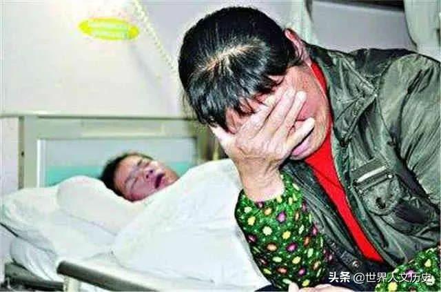 当年瞒着父母卖肾换手机的男孩怎么样了？获赔百万，现状令人担忧