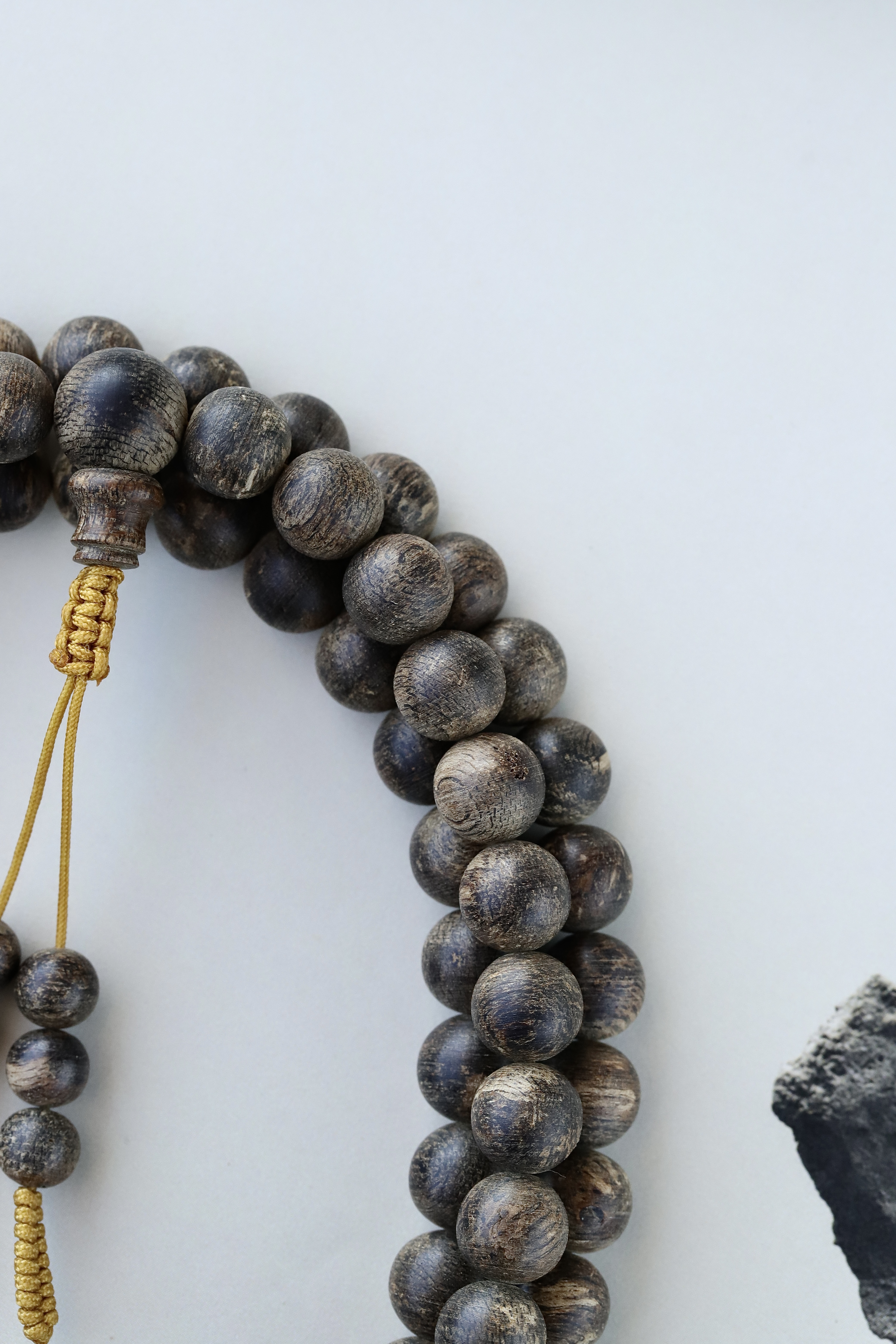 达拉干沉水级沉香小米粒手串,达拉干沉水级沉香摆件价格