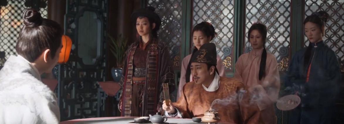 6岁女孩遭亲生母亲虐待,6岁女孩被父母虐待新闻