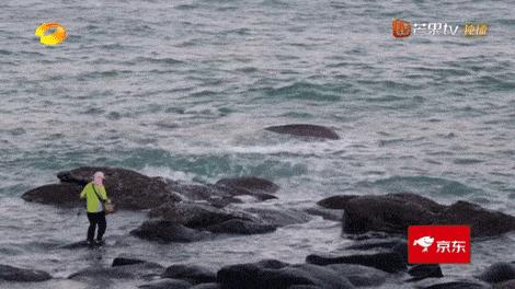 连续21年吊打厦门!这座疯狂“搞钱”的小城,藏着比三亚清净的海