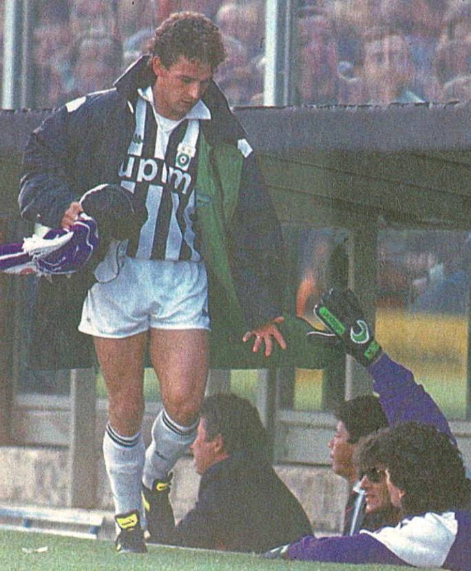 罗伯特巴乔球迷的初恋,老球员巴乔年轻的样子