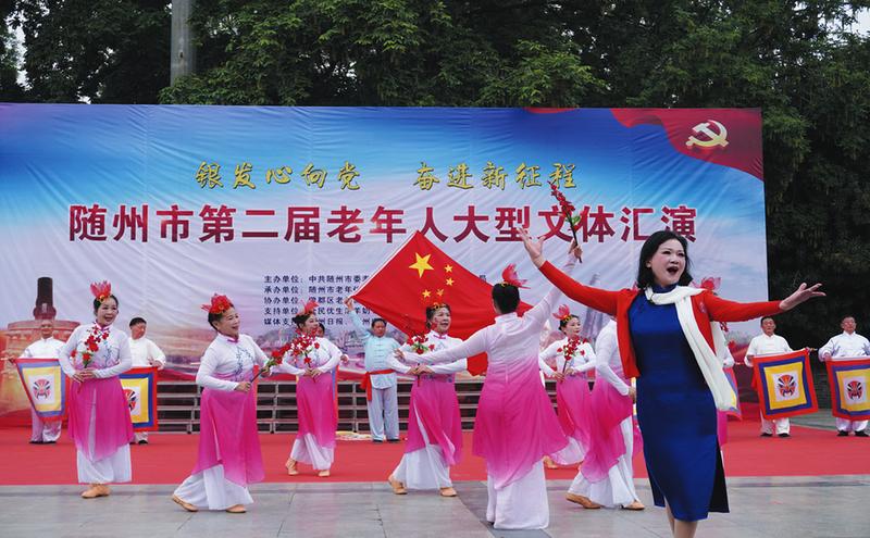 欢庆五一的诗句,欢庆五一的歌曲