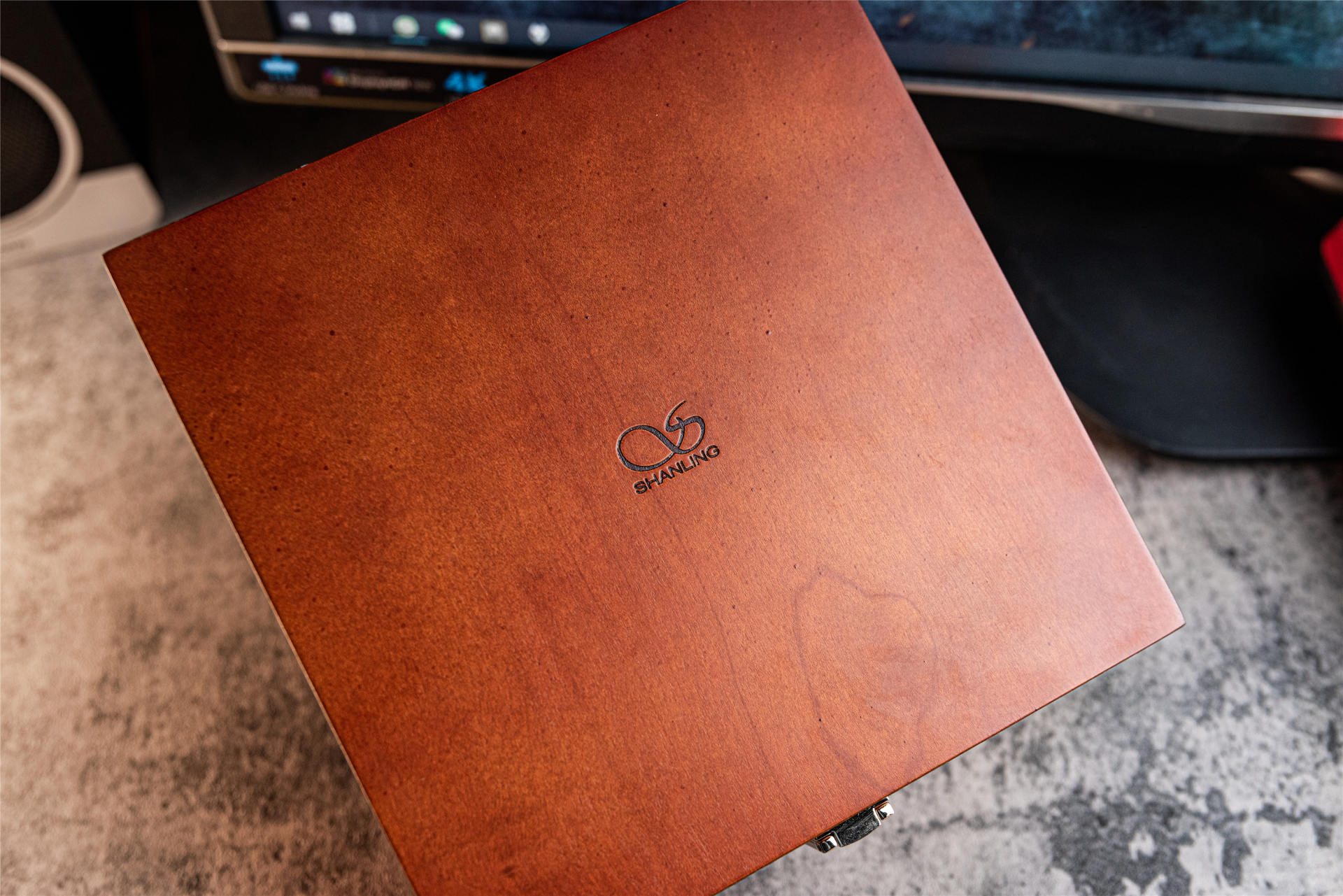 山灵m9播放器深度评测,山灵M9旗舰级便携播放器评测