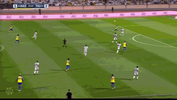 c罗被嘘声后连进4球,c罗连续11场破门而出