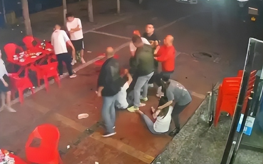 唐山打人事件社会反思,唐山打人事件谴责旁观者