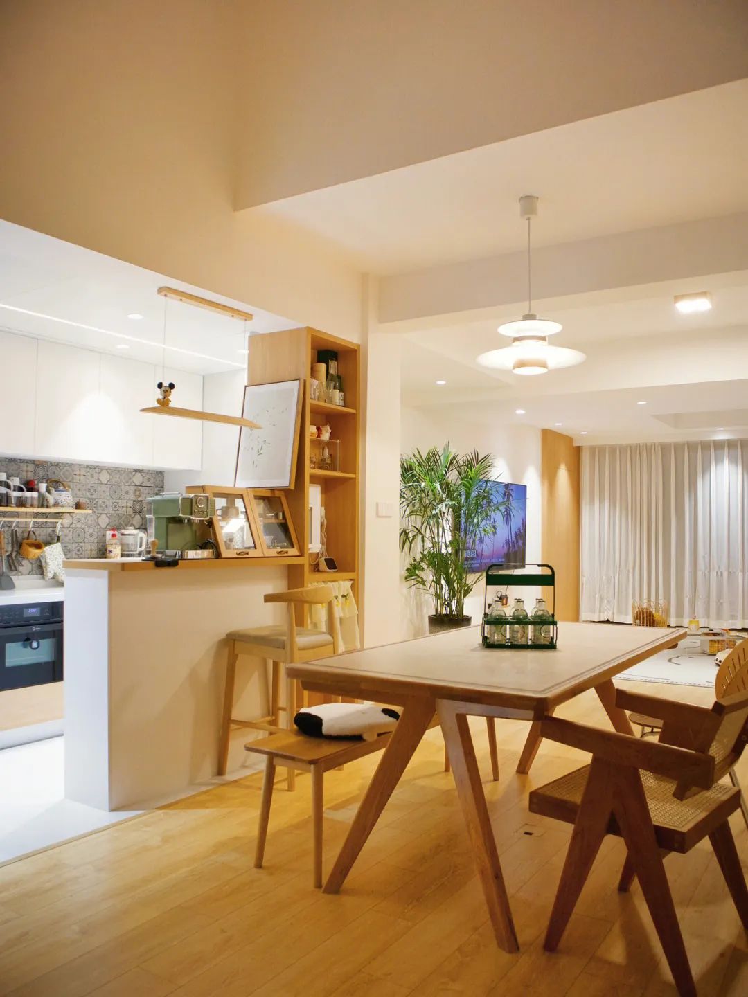 209m²只做两室?95后小夫妻说:这种浪漫,北上广的老破小给不了