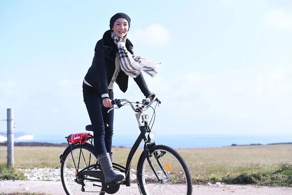 隐匿多年的张曼玉近照曝光,息影18年58岁张曼玉近况曝光