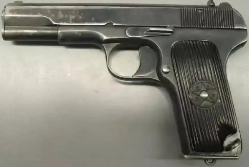 通缉犯在上海潜藏25年后终落网,通缉犯逃亡39年后被捕