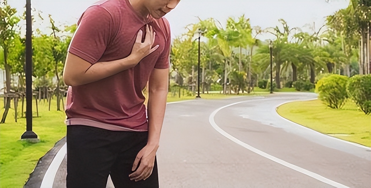 跑步时突然出现胸痛呼吸困难,为什么跑步过程中会突发心脏病