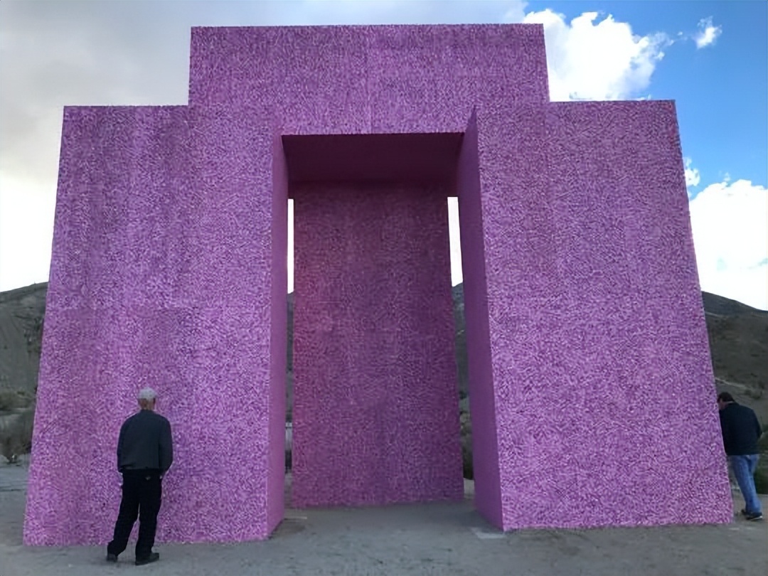 泡沫铝夜间效果图片,泡沫铝透光效果图