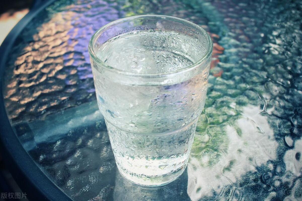 夜尿多有时会是尿频吗,夜尿多尿少是肾病吗