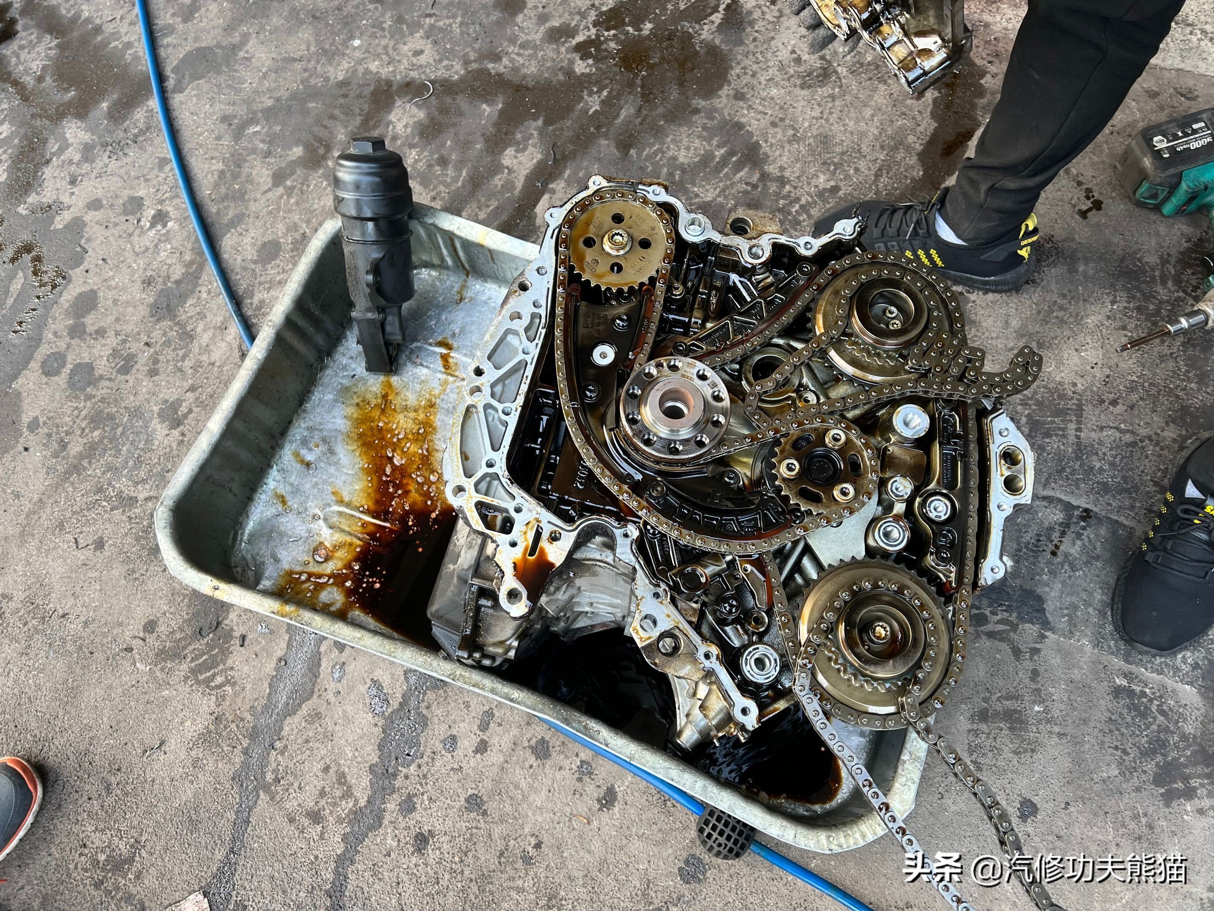 08年奥迪a6l机油压力不足,10年奥迪a6l2.8烧机油严重