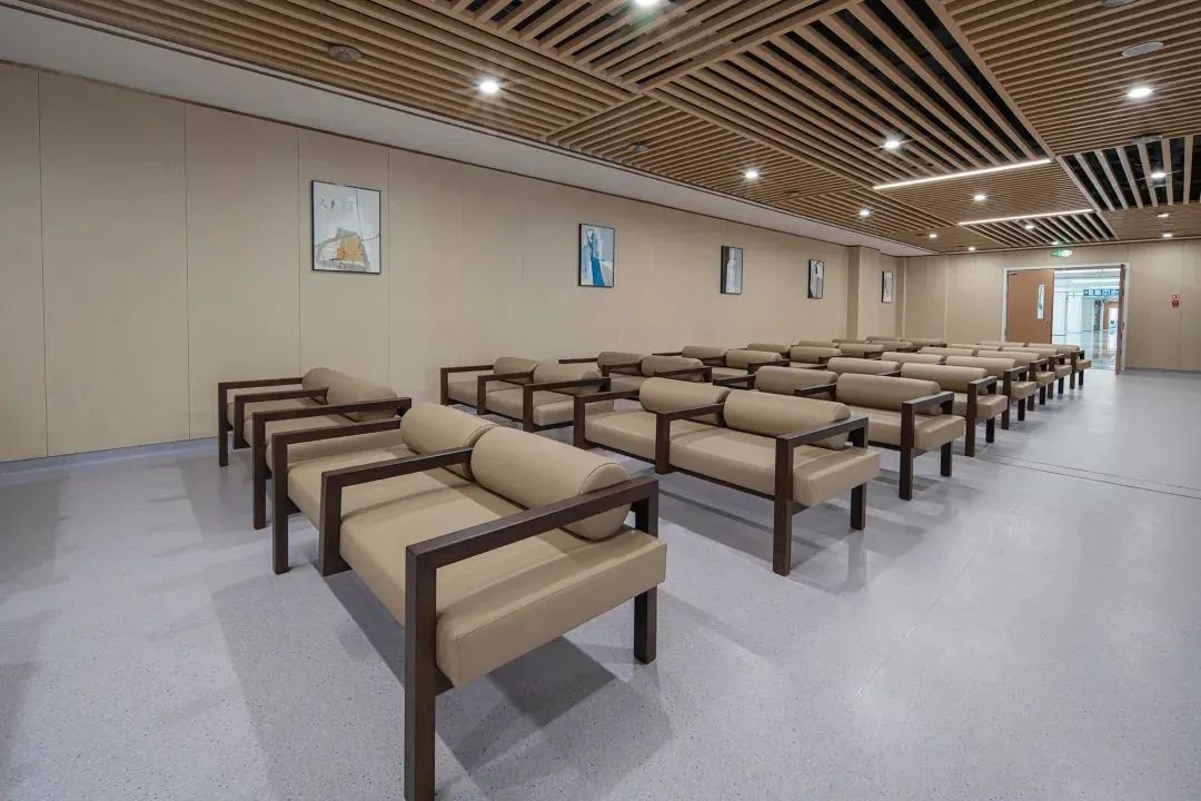 迪欧x贵州省骨科医院:温暖治愈的医疗空间新体验