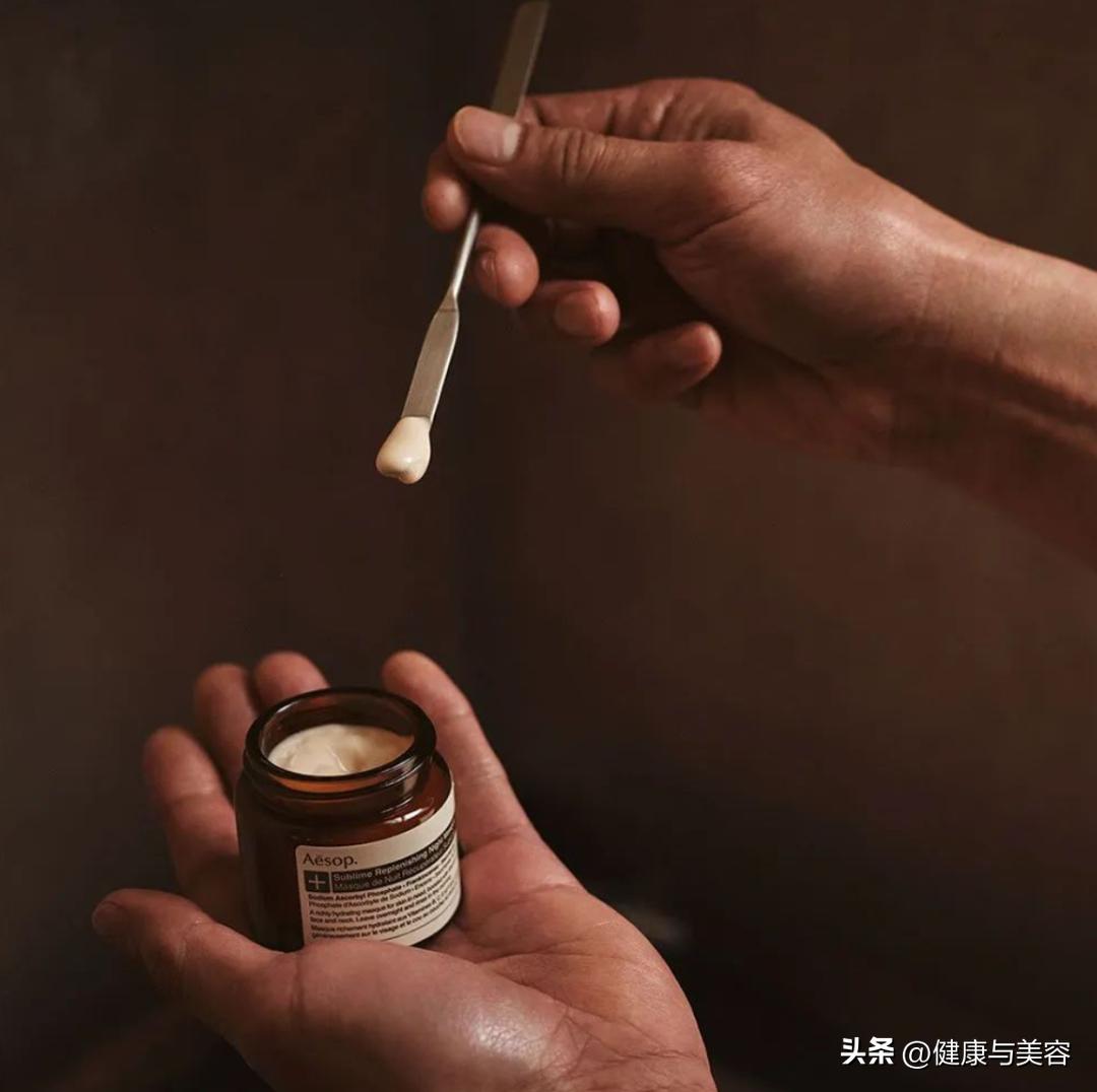 HB美容圈|刘宇、时代少年团探索非凡修护能量,为肌肤注入满满能量的新品