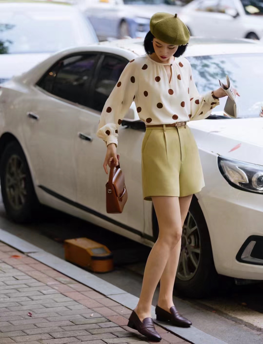 短裤配什么上衣好看男孩夏天,短裤配什么上衣好看冬季