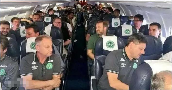 史上第一个发生的民航客机空难,全世界十大飞机空难