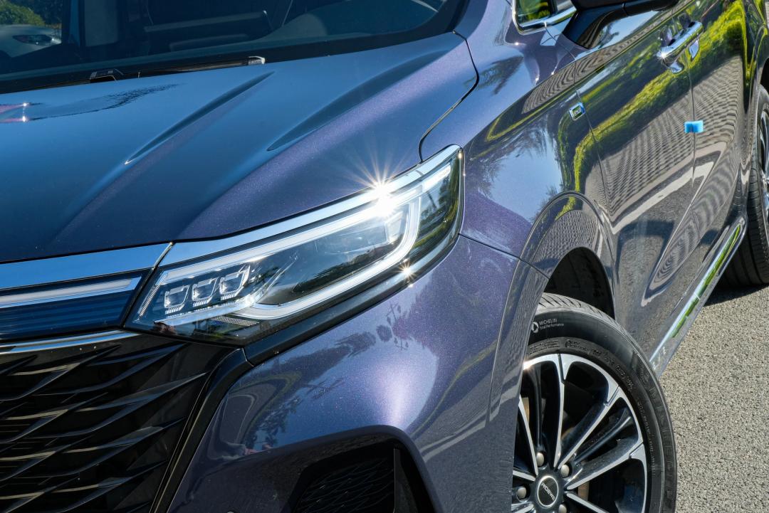 有着“越级能力”的国货MPV，会是你的菜吗？——二手荣威iMAX8