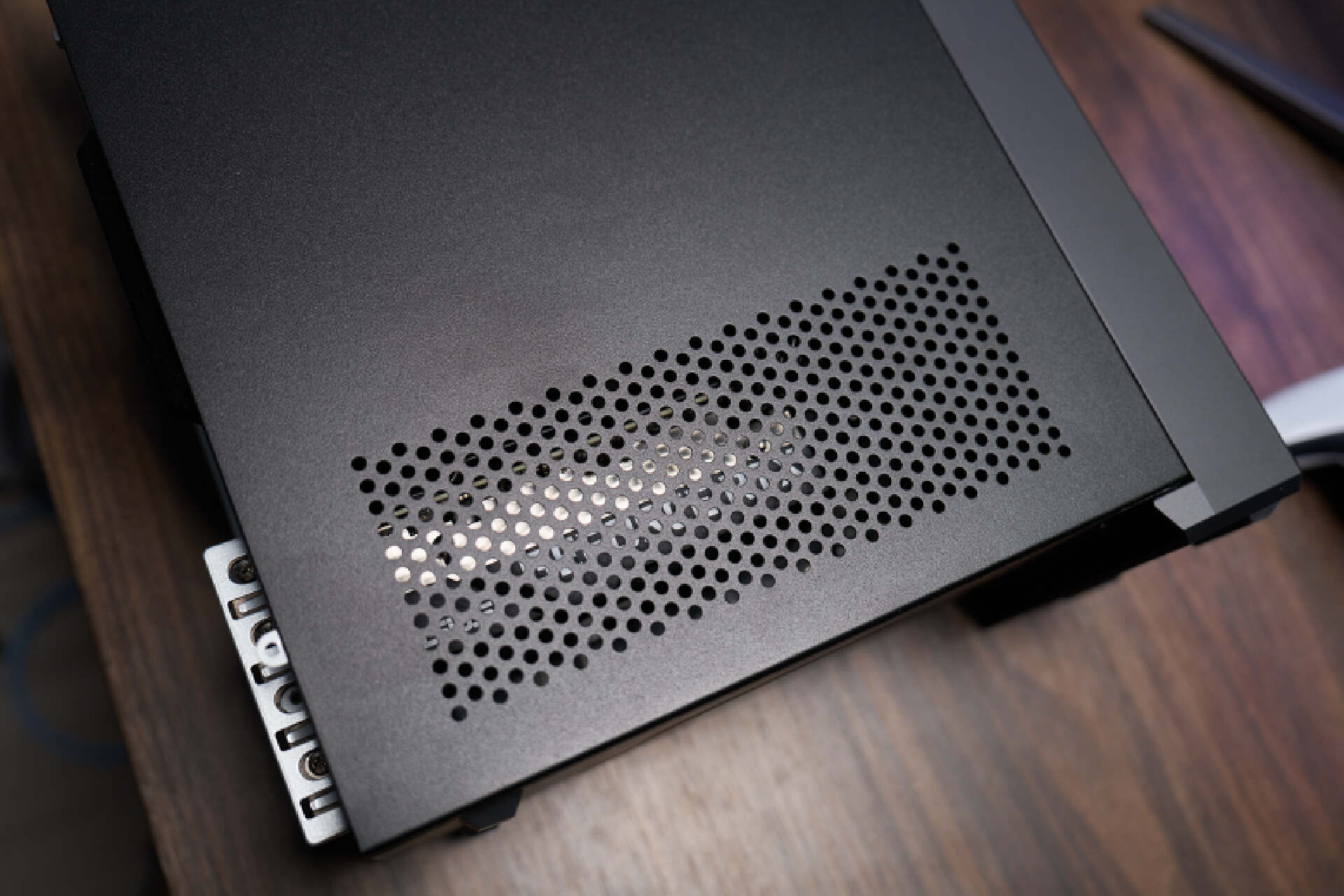 华硕天选x2023台式机改装,华硕天选x2023台式加硬盘