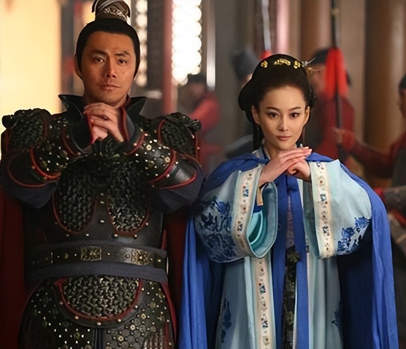 历史上著名女性人物秋瑾,秋瑾巾帼英雄故事