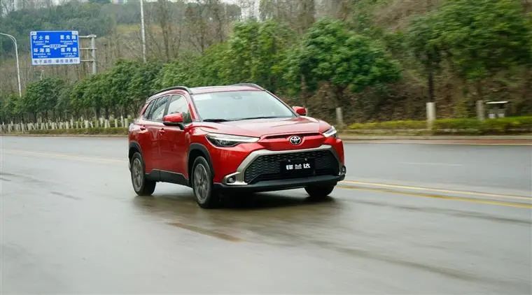 一分钟带你了解丰田锋兰达,试驾丰田全新锋兰达