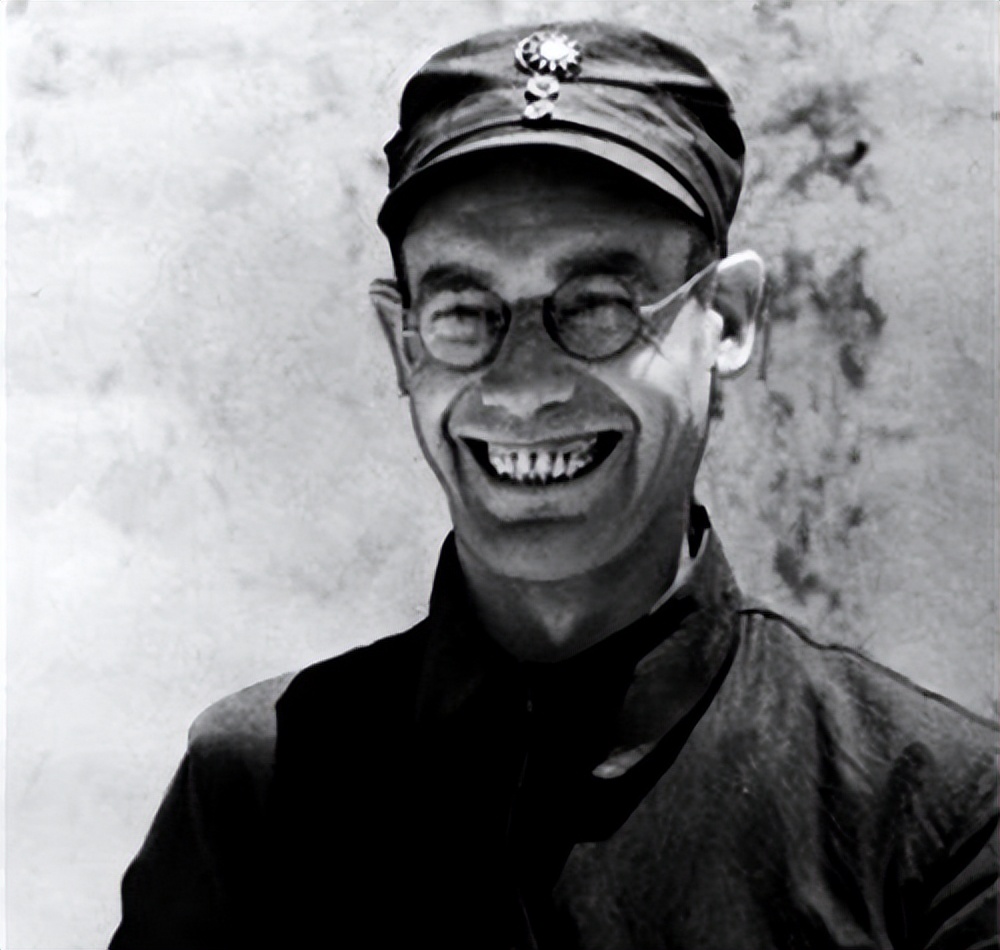 1935年，在遵义会议上讽刺毛主席不会打仗的凯丰，最终结局如何？