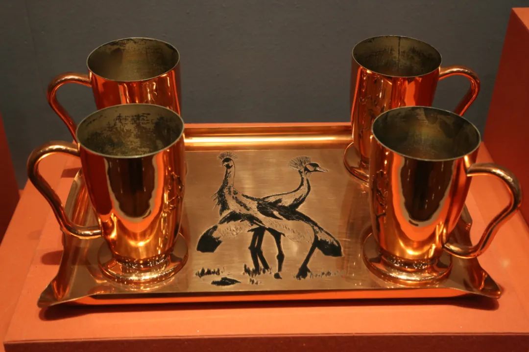 命运原来是水乳：毛主席收过的这些“礼品”