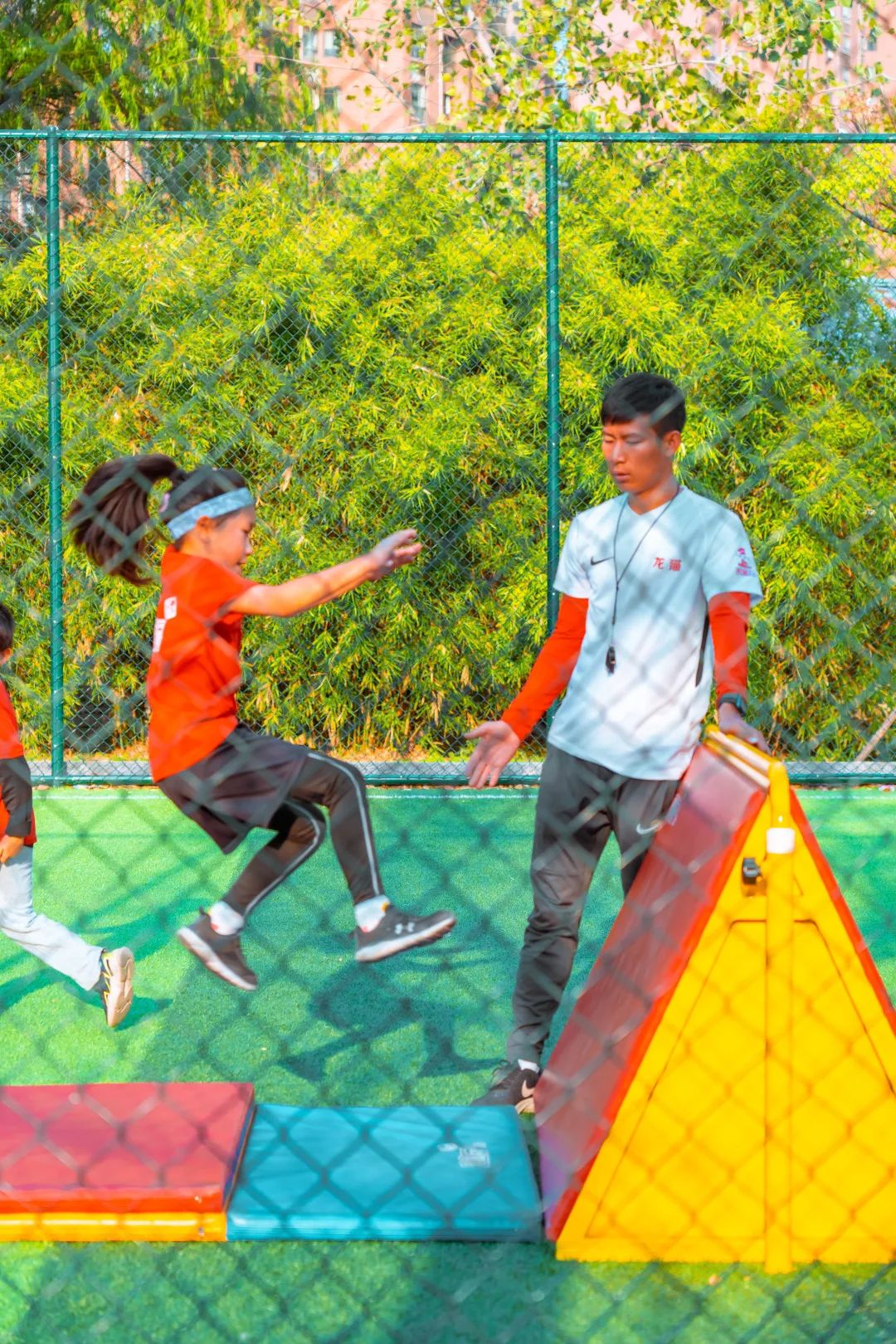 在尘世间的相遇,在城市的每一个角落不期而遇