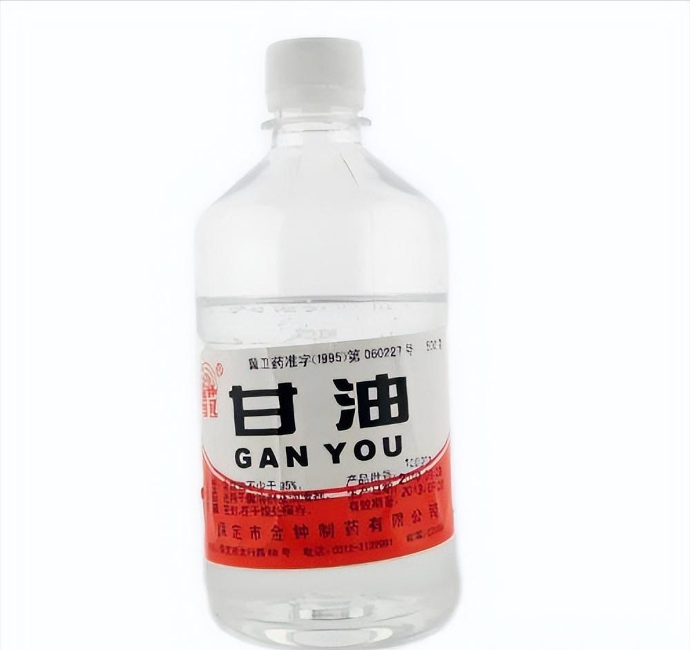 鼻子的黑头跟草莓一样,草莓黑头怎么去除最有效