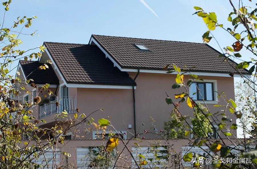 彩石金属瓦屋顶安装坡度,彩石金属瓦如何做成屋顶