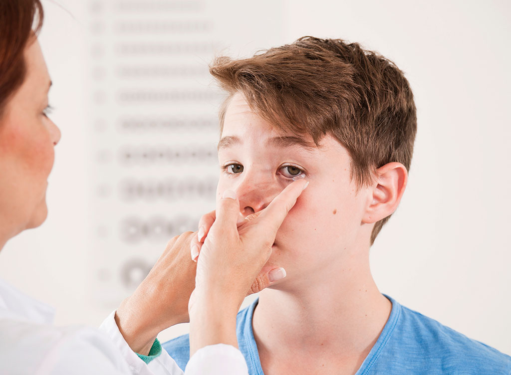 角膜塑形镜能短暂提高视力吗,角膜塑形镜能完全恢复视力吗