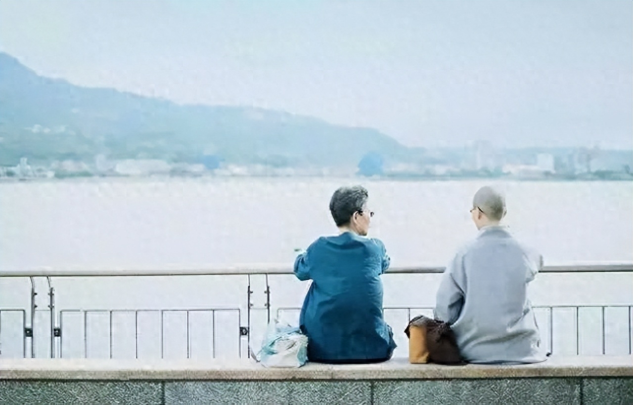 女儿不想要孩子,女儿不想要爸爸变老