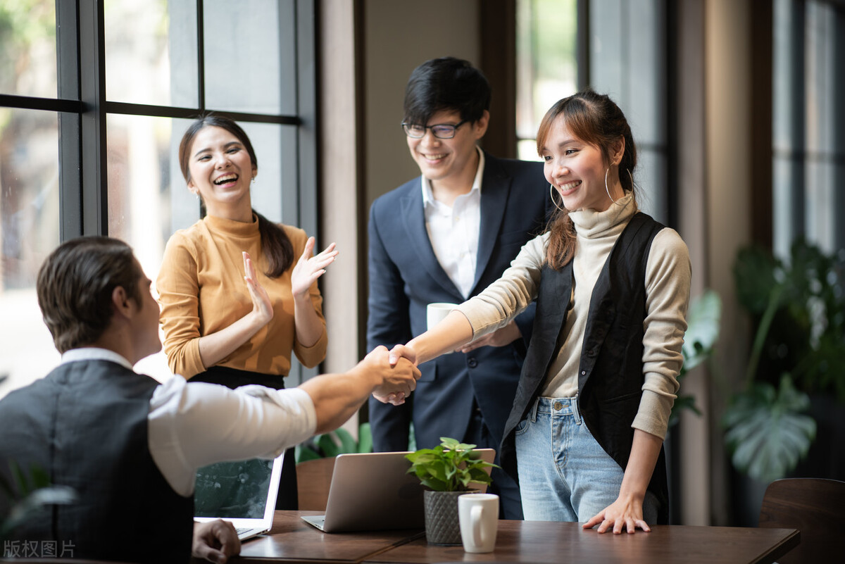 年轻人如何创业找到适合的工作,2024年打工和创业如何选择