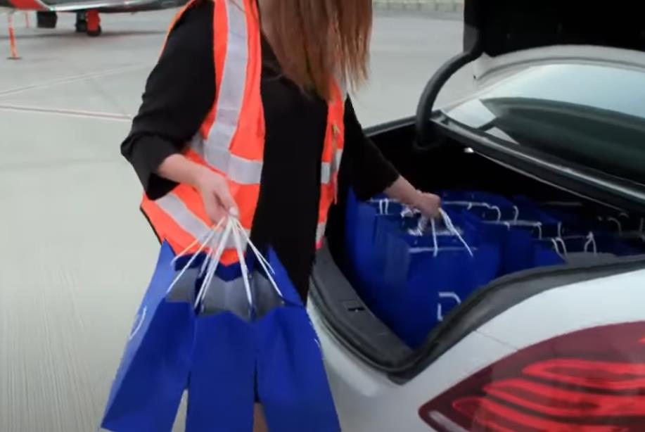 200万买辆车，6000万买块车牌！壕无人性的迪拜又让大开眼界了