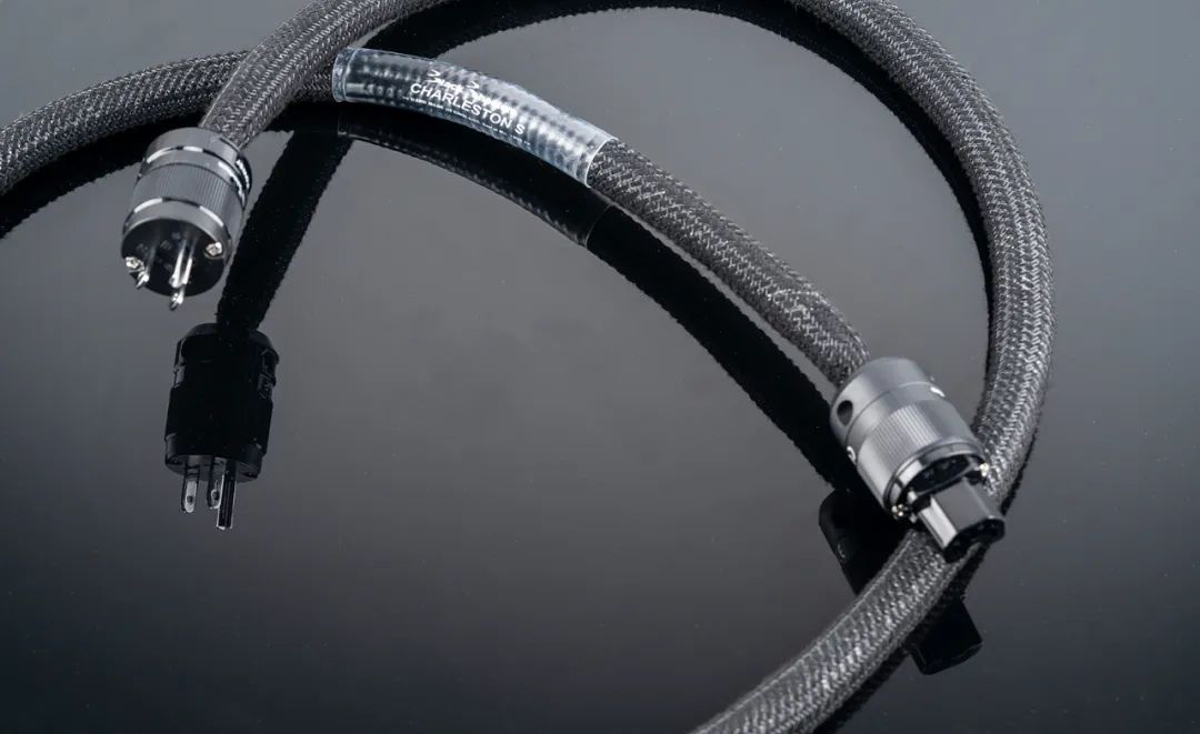 令人匪夷所思的英国BlackRhodium黑金线