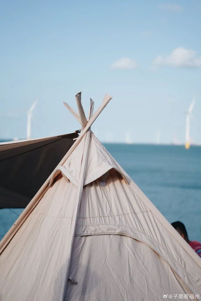 闽山闽水物华新在师生中引热议,户外生活季福州闽越水镇露营