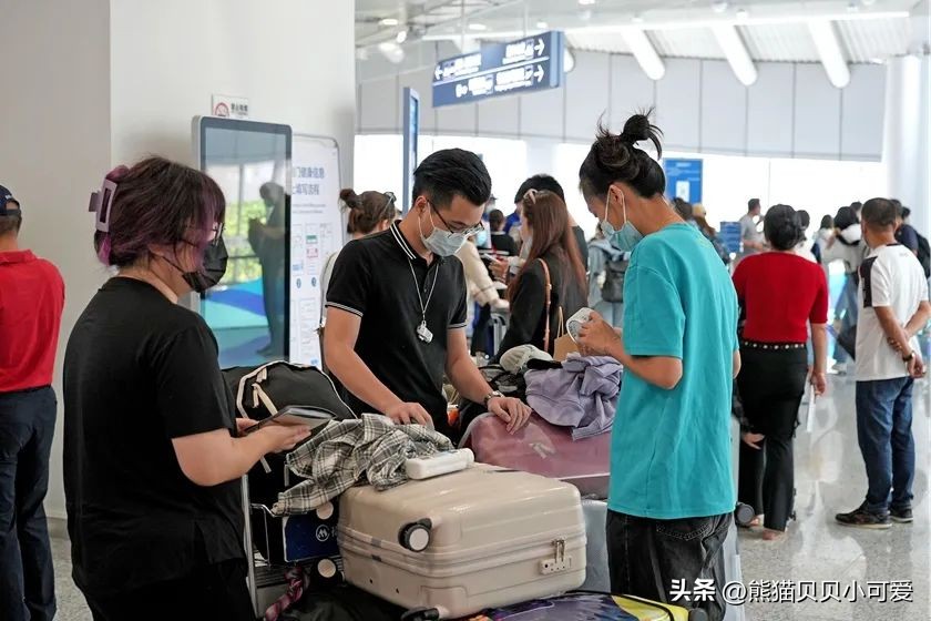 国庆期间，国内多个积极信号出现，中国经济全面复苏进入快车道？