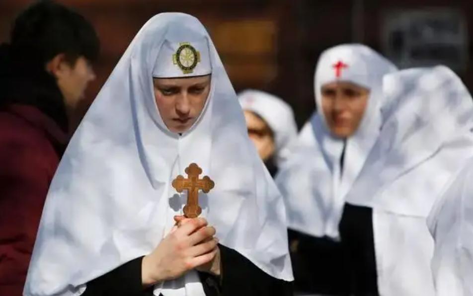 娉曞浗鍦ｅコ鑲夎韩涓轰綍鐧惧勾涓嶈厫,娉曞浗鍦ｅコ姝诲悗瀹归涓嶈厫
