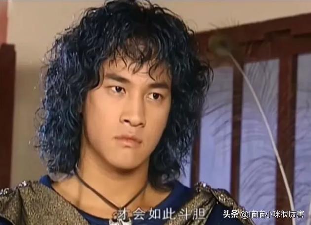 靠刘海撑起来的颜值,靠刘海撑起的颜值男生