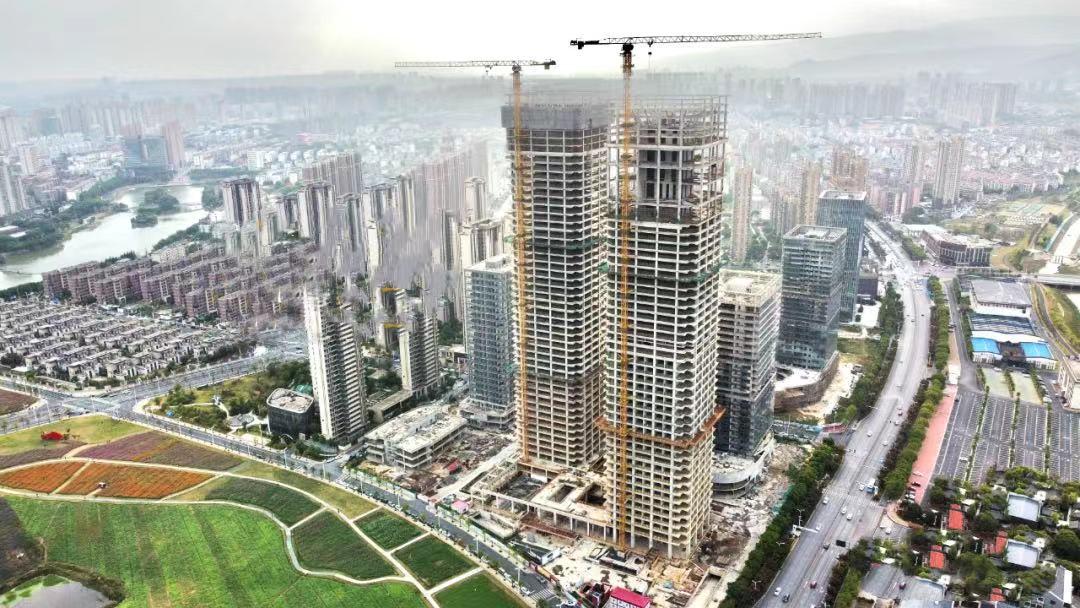 南昌绿地朝阳中心大平层江景,绿地朝阳中心超高层