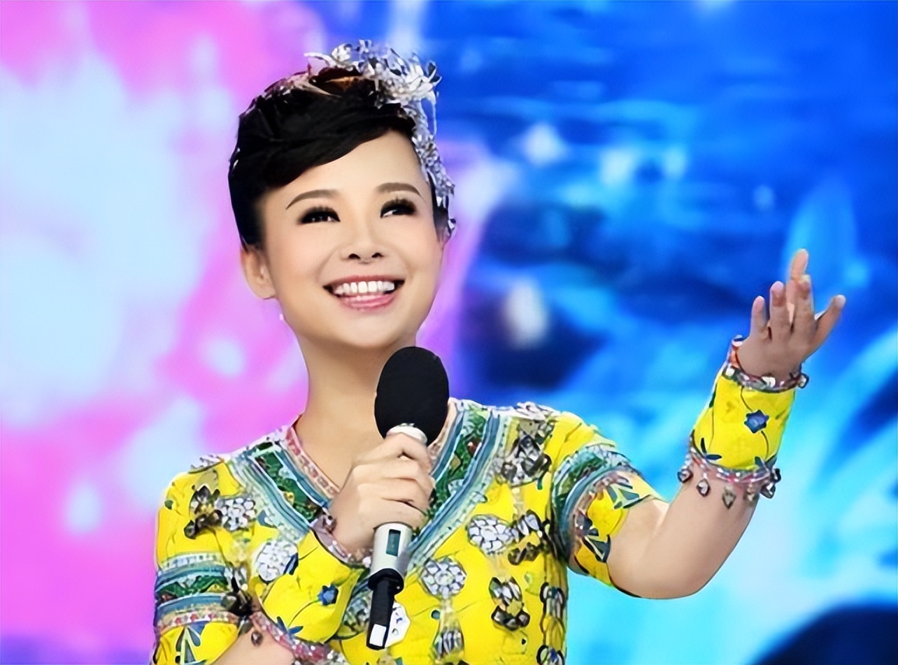 盲人歌手刘赛素颜照,盲人女歌手刘赛现在生活