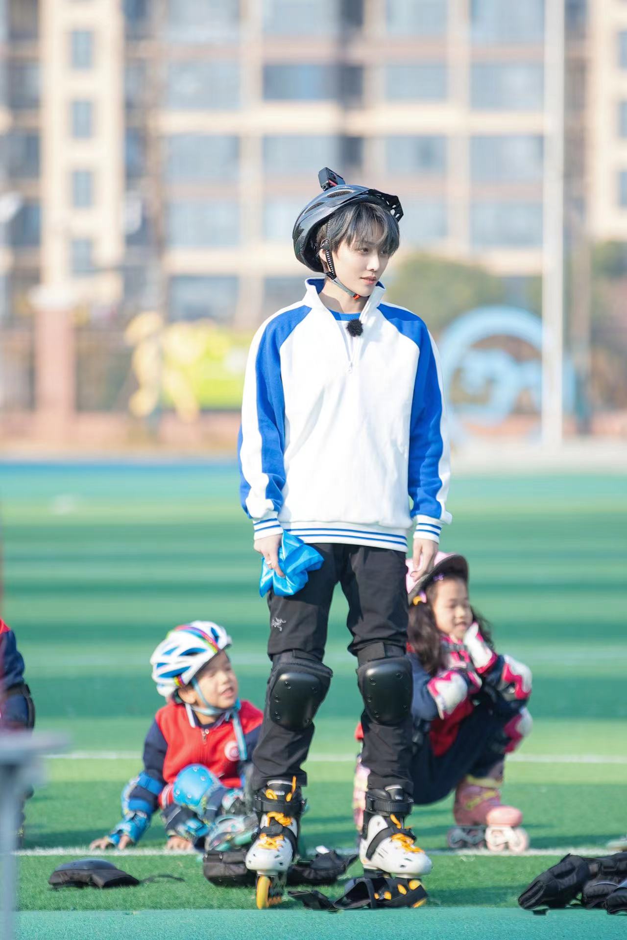 弘扬体育精神助力体育强国,传播正能量全民健身运动增强体质