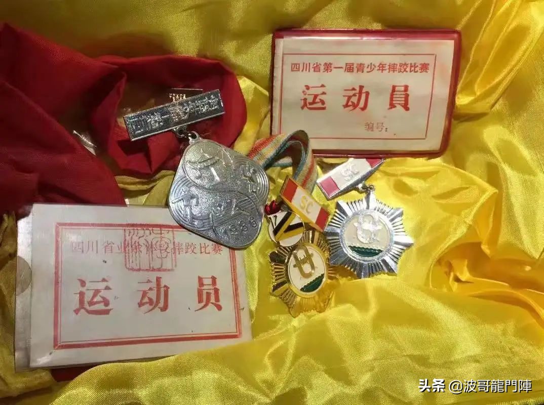 八十年代足球队合影,80年代的小足球